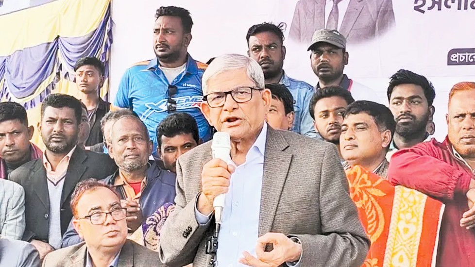 শেখ হাসিনা থাকলে অন্তত গণতান্ত্রিক অবস্থা চলত: মির্জা ফখরুল